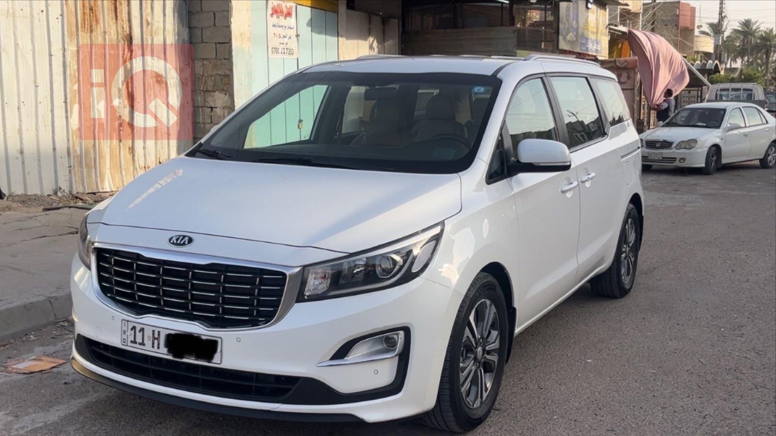Kia Carnival